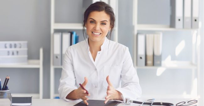 ¿Qué hacer contra los pies sudorosos? Causas, consejos y soluciones